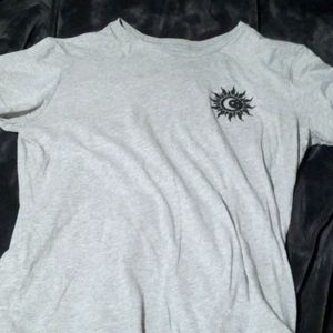 Gray peace and love tshirt
